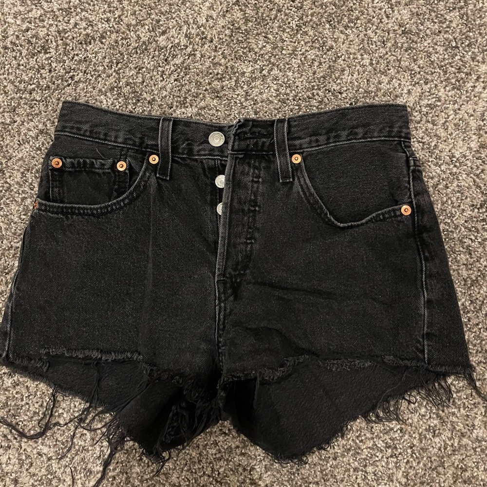 levi’s 501 black mid rise denim shorts